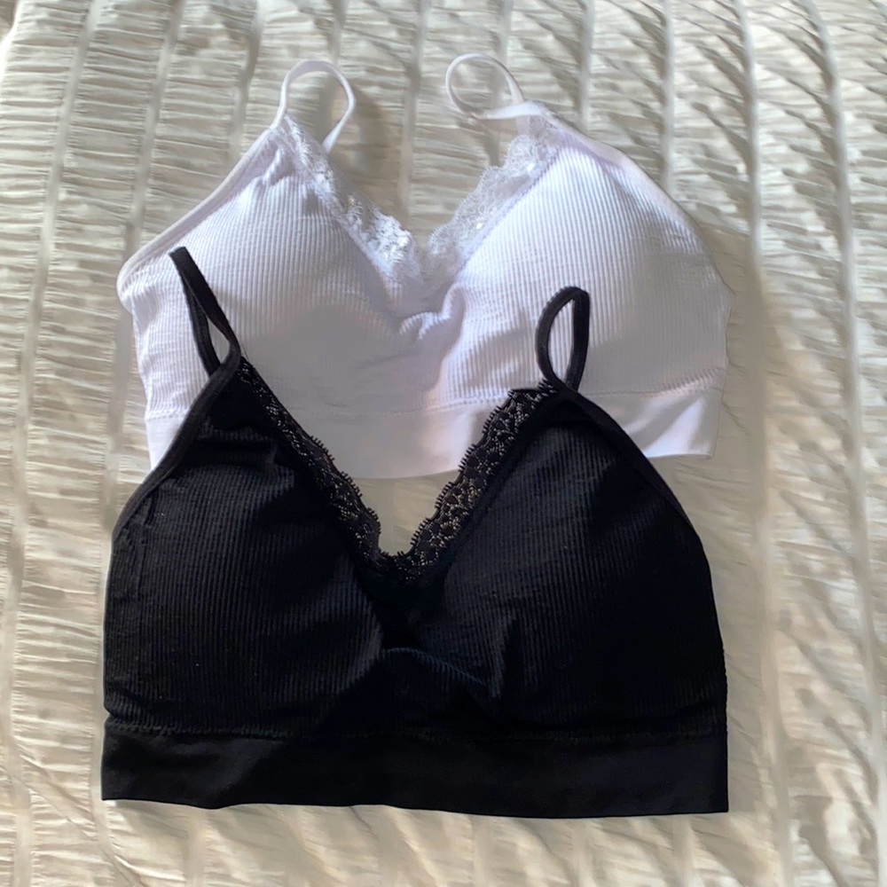 bundle of 2 padded bralettes